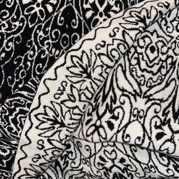 Xhilarations black & white print dress Size Small #10181 - Picture 6 of 6